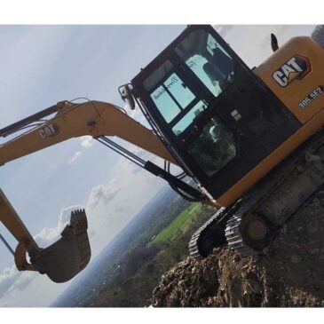 Excavator CAT 305 Series: Handal,Lincah dan Hemat Bahan Bakar